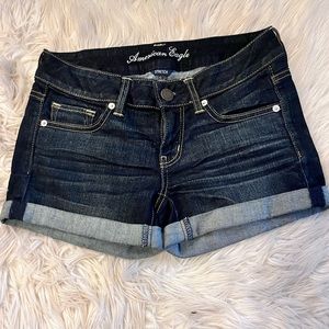 EUC American eagle denim shorts size 4
